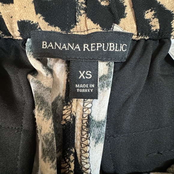 Banana Republic leopard-print loose pants 🐆 - Picture 5 of 10